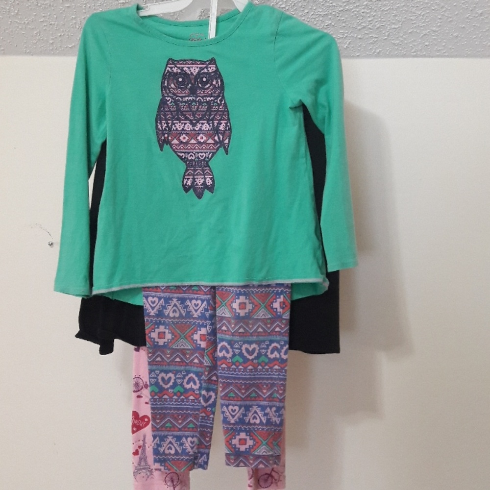 Outfits - Picture 2 of 2